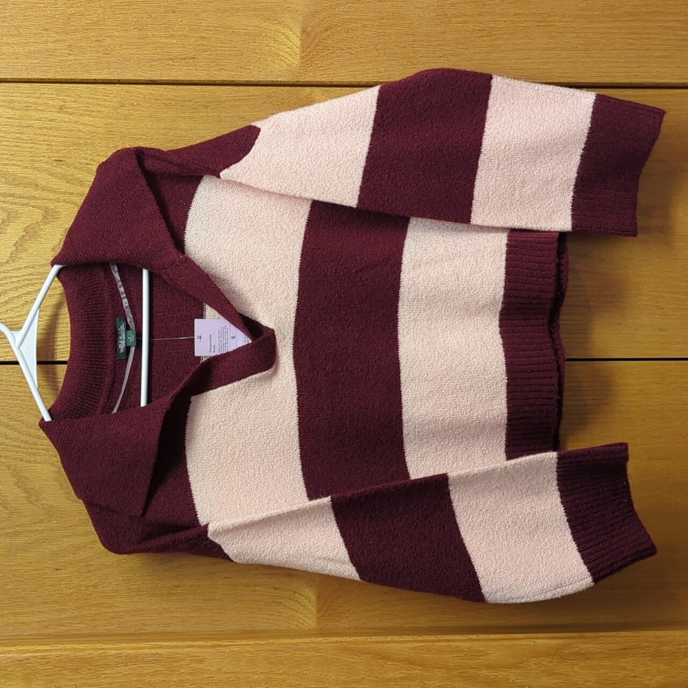Wild Fable 2 tone crop sweater